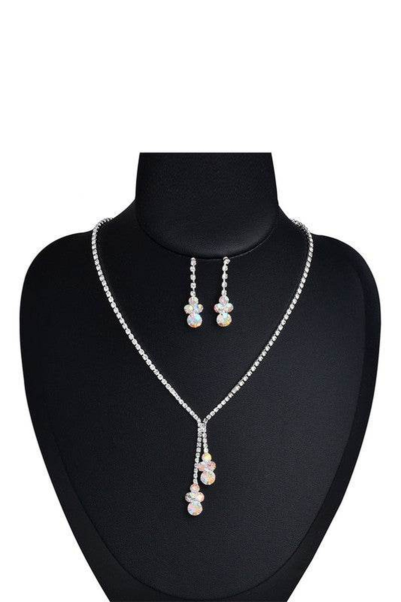 Sparkling Rhinestone Necklace - Dazzle and Shine!