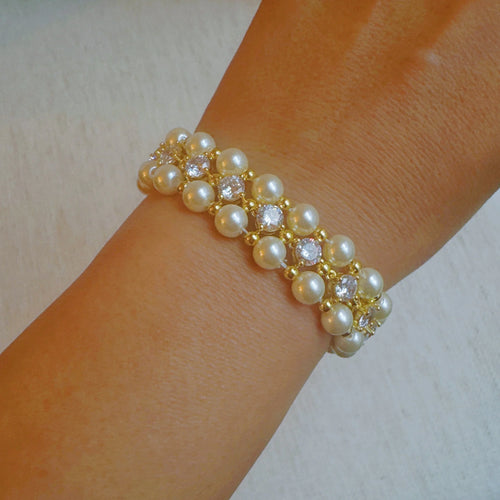 Elegance & Sparkle Bracelet: A Dazzling Accessory for Every Occasion