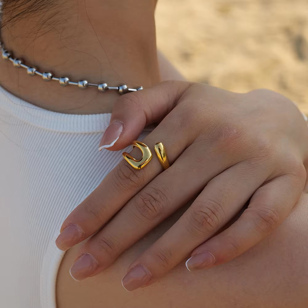 Stylish Waterproof Stainless Steel Geometric Wide Ring - Elegant Golden Jewelry for Women