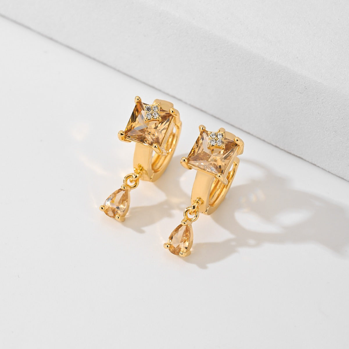 Popular Fashion Earrings Copper-Plated Gold