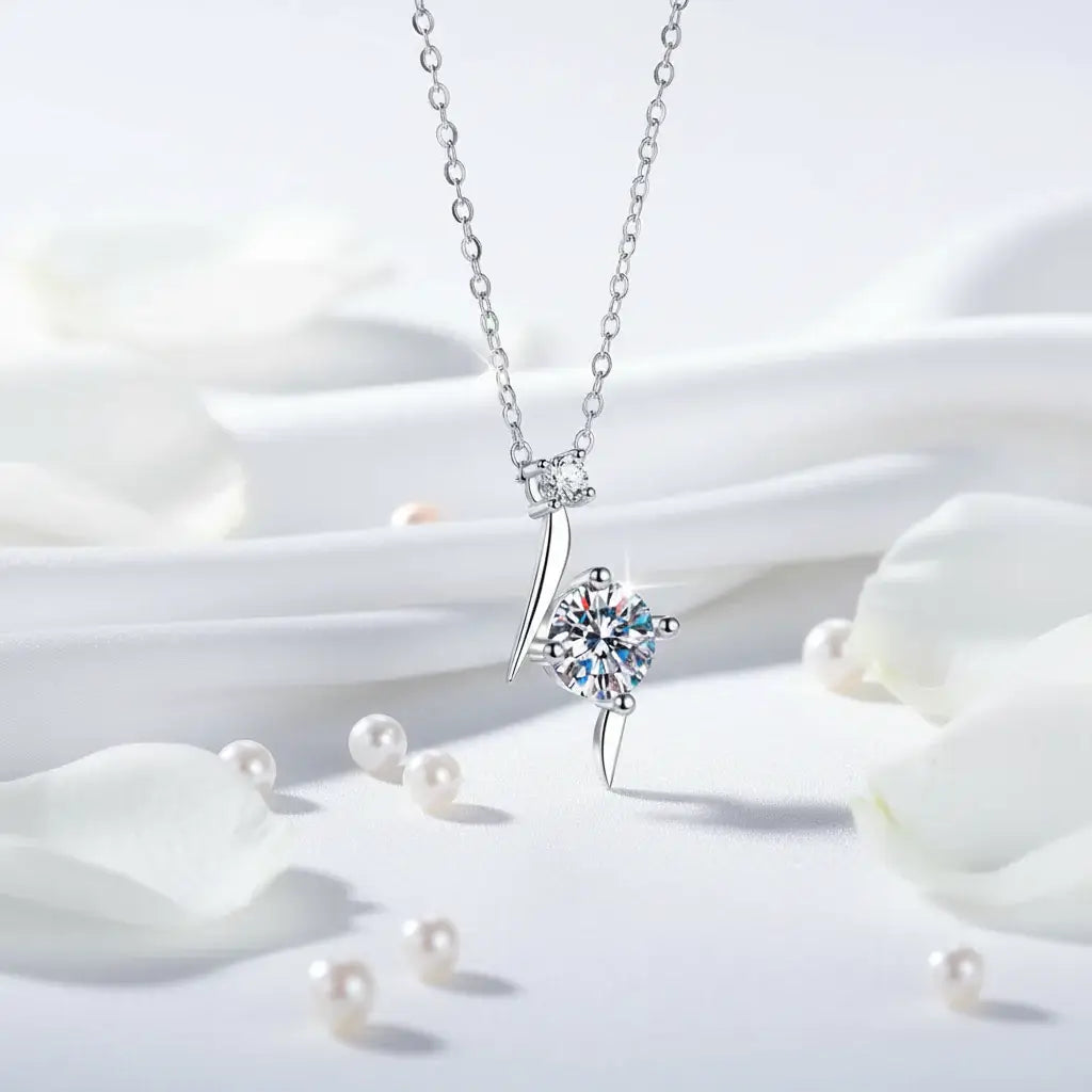 Stunning 1 Carat D Color Moissanite Pendant Necklace - Elegant and Timeless Jewelry Piece