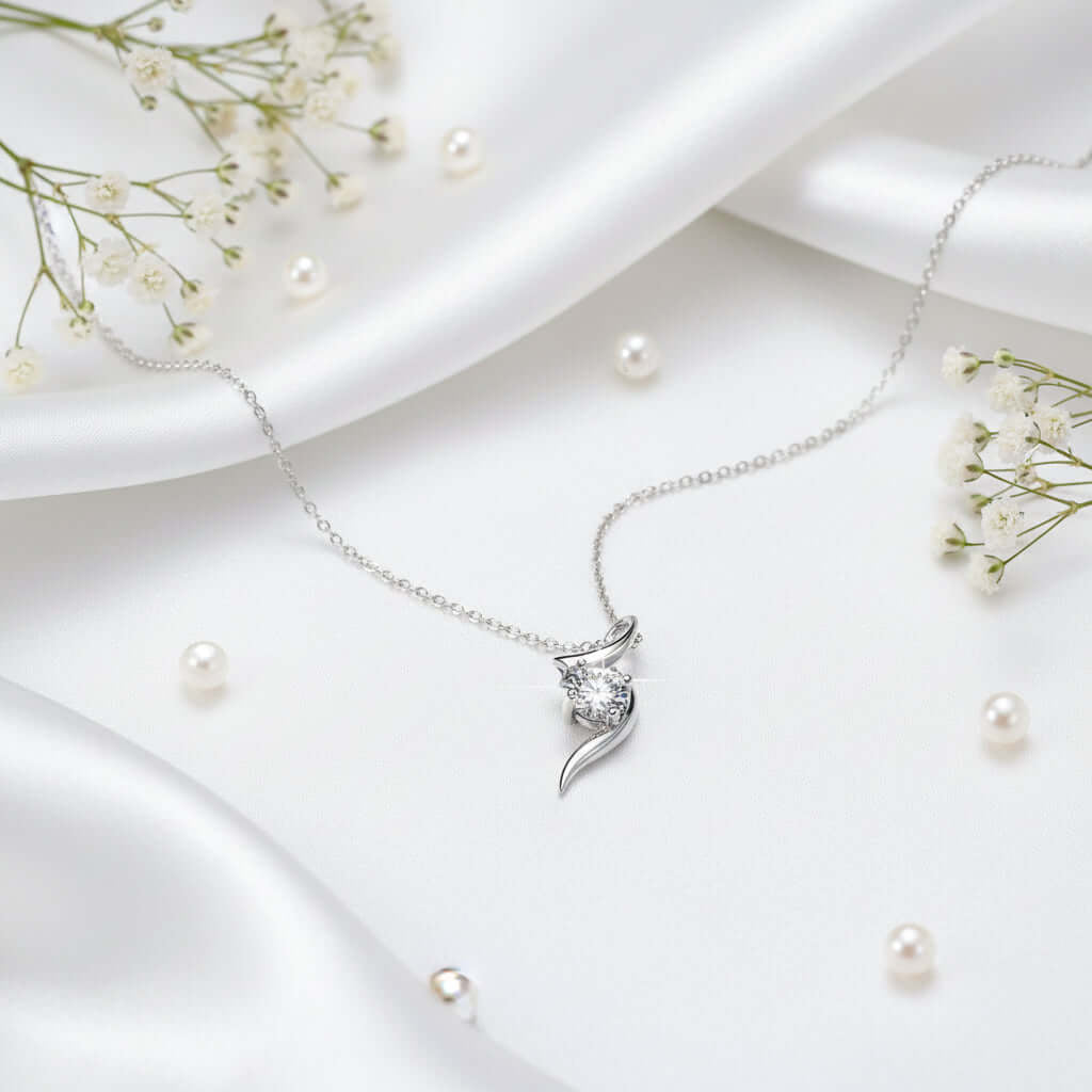 Stunning 1 Carat Moissanite Diamond Necklace in 925 Sterling Silver - Elegant Four-Prong Pendant