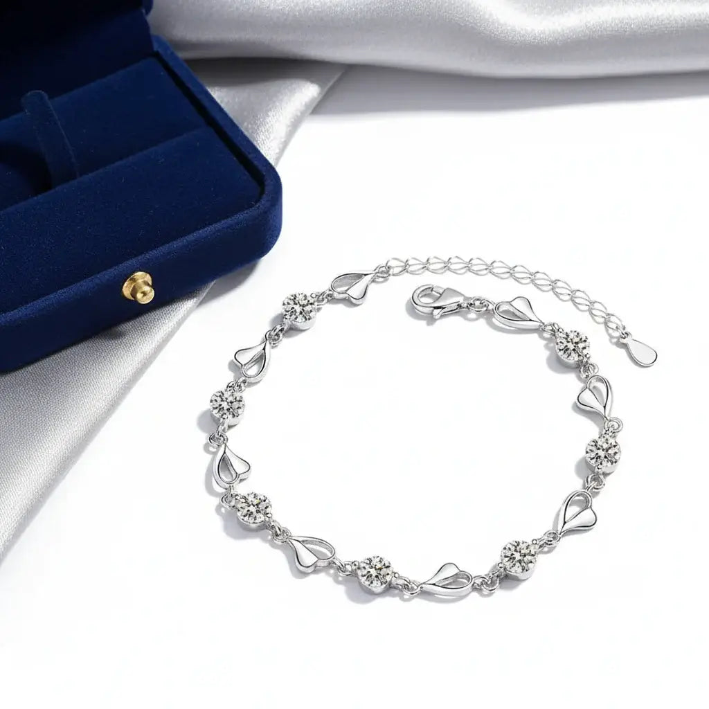 Elegant Heart Moissanite Silver Bracelet - Perfect Charm for Parties & Gifts