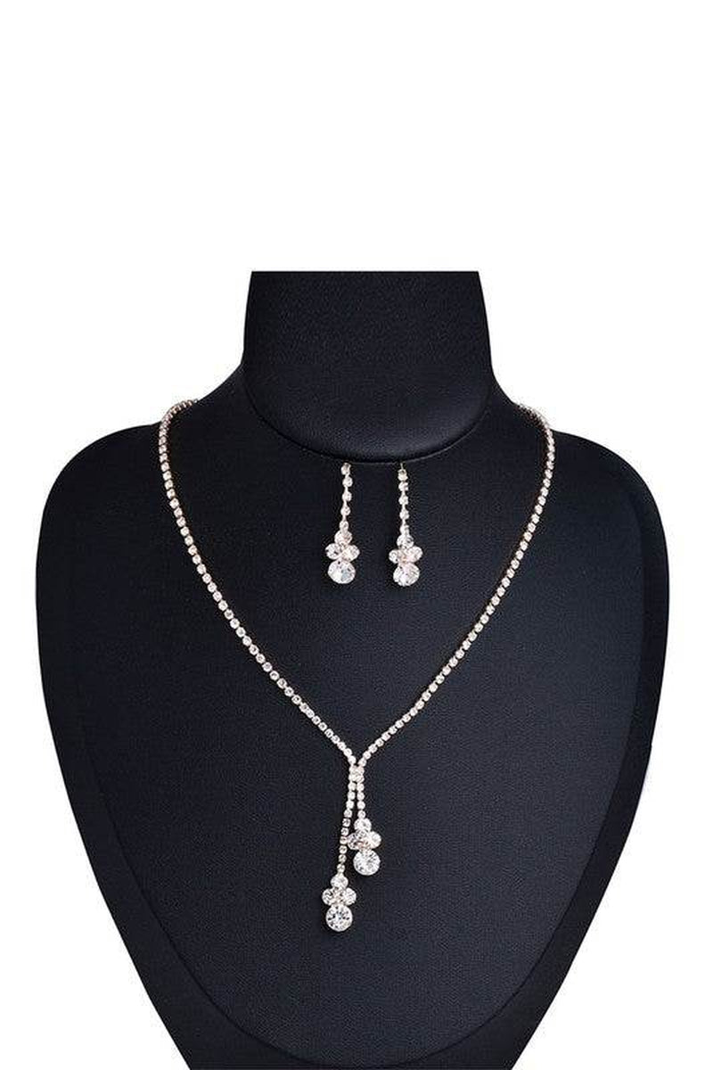 Sparkling Rhinestone Necklace - Dazzle and Shine!