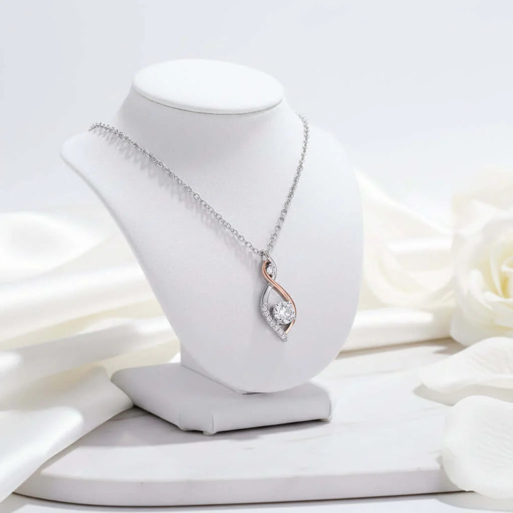 Stylish Two-Tone Smart Necklace with Elegant Electroplating