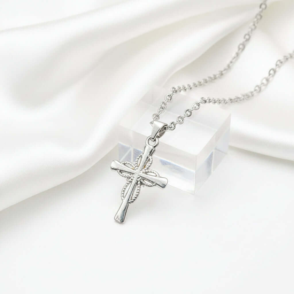Elegant Silver Star Cross Necklace - Stunning Octagonal Pendant for Women
