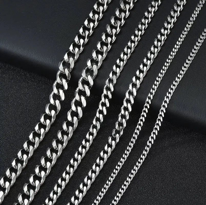 Stylish Stainless Steel Cuban Curb Chain Necklace for Men & Women - Available in 3/5/7/9/11mm Sizes
