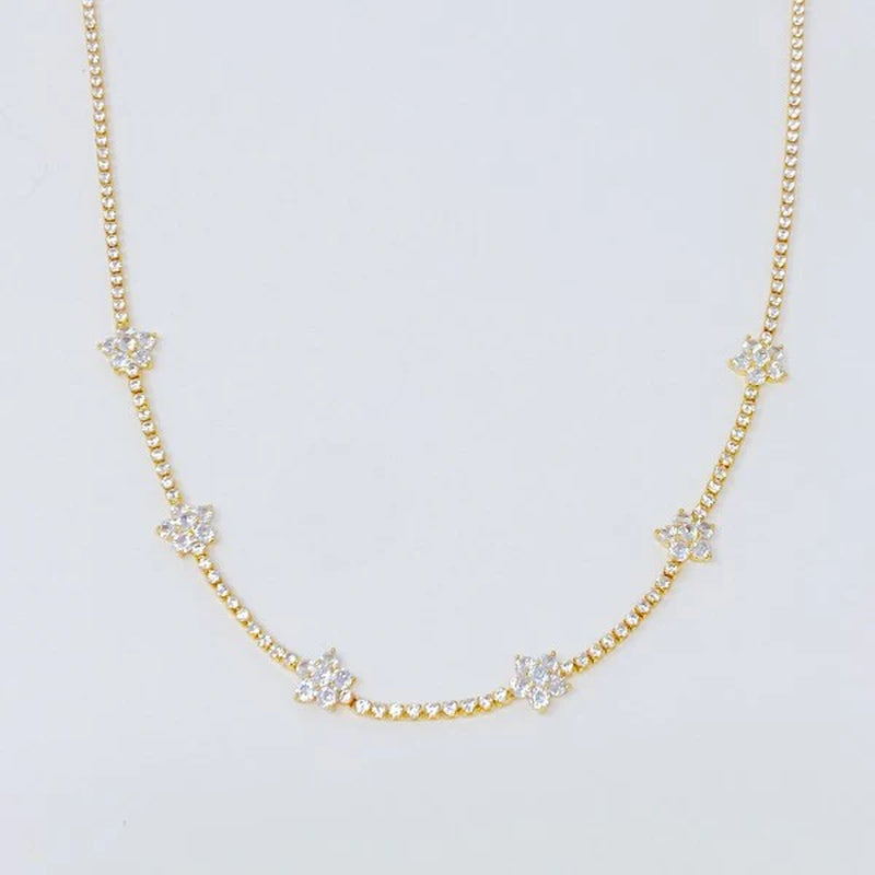 Radiant Stella Shiny Flower Necklace - Illuminate Your Style!