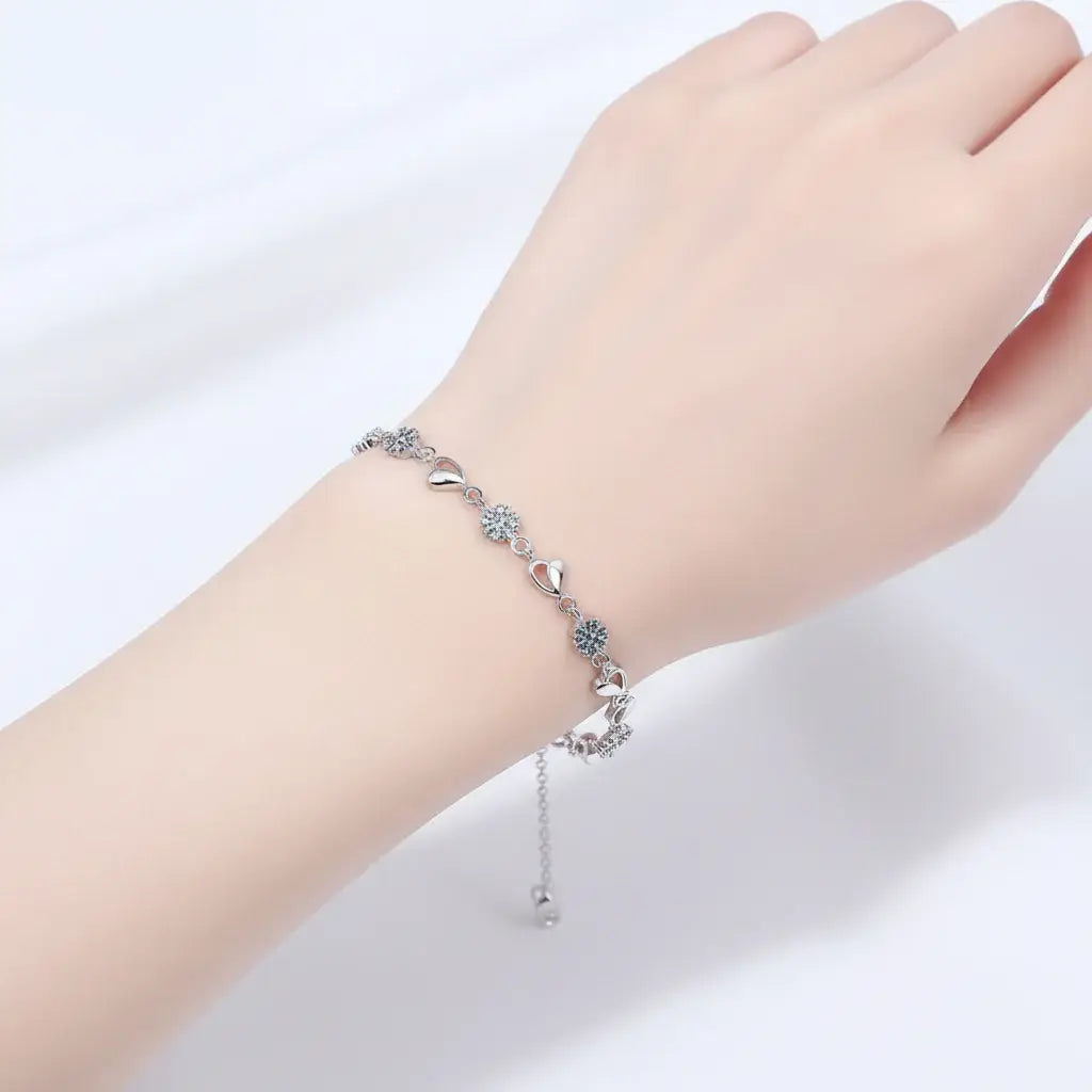 Elegant Heart Moissanite Silver Bracelet - Perfect Charm for Parties & Gifts