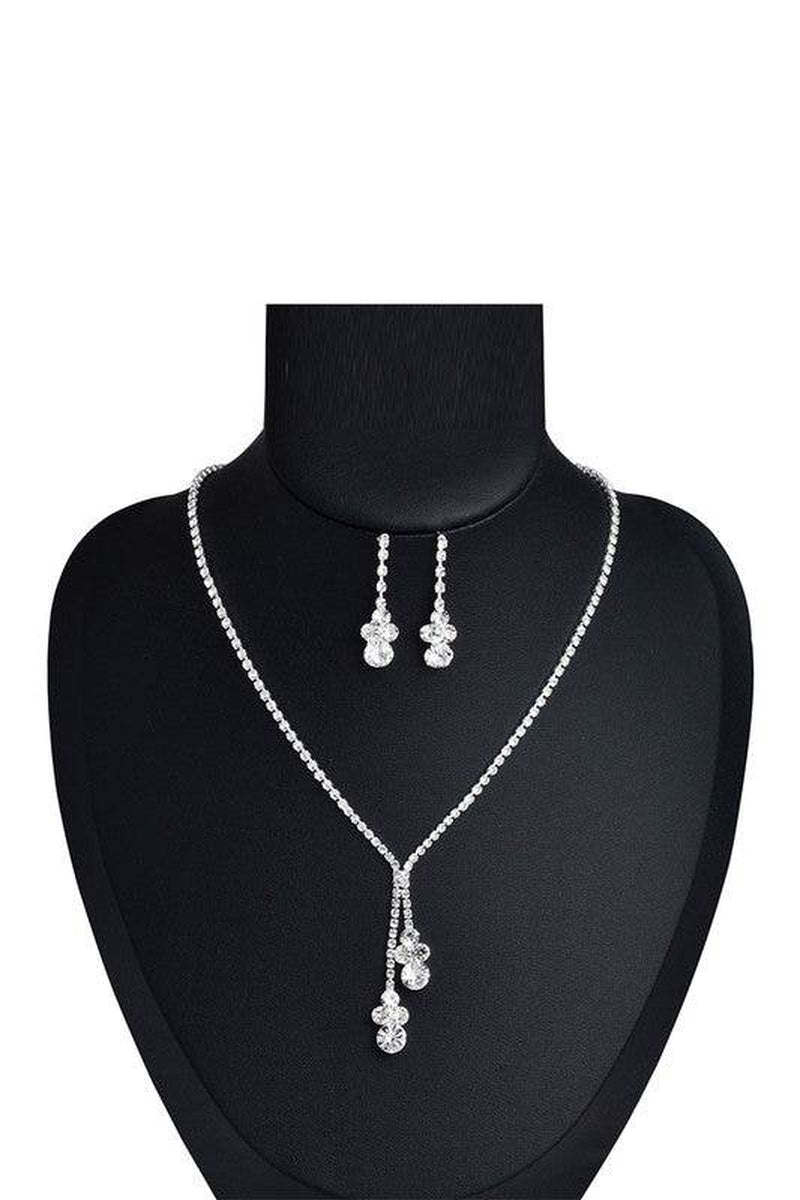 Sparkling Rhinestone Necklace - Dazzle and Shine!